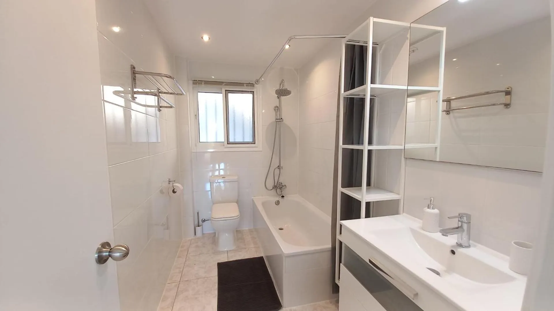Apartment Casa Moyet Walking Distance To The Beach 3 Min, Mijas Costa & Fuengirola