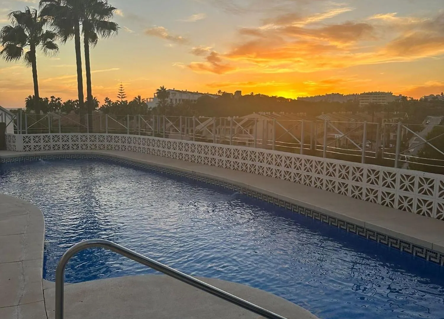 Apartment Casa Moyet Walking Distance To The Beach 3 Min, Mijas Costa & Fuengirola